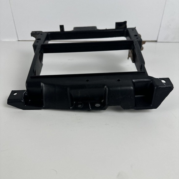 97-03 Ford F150 / Expedition Center Dash Radio Heater Control Bracket - Picture 4 of 6